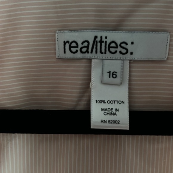 Realities 100% Cotton Long Sleeve Shirt Top Button Down Pale Pink EUC Size 16 - Picture 4 of 9